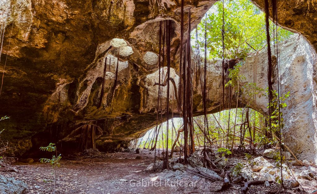 Indian Cave - Middle Caicos